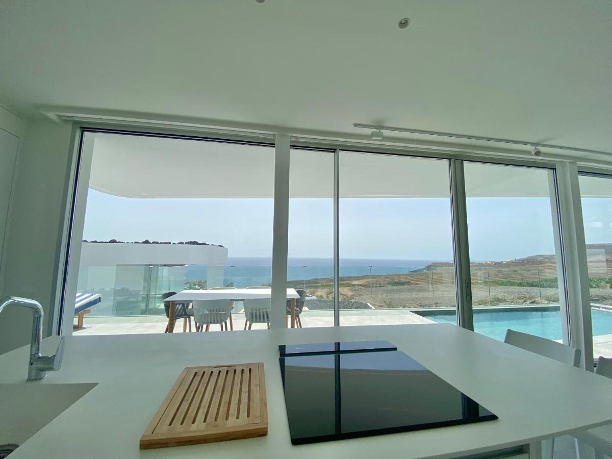Rocavista - Villa With Heated Rooftop Pool And Amazing Ocean View Costa Adeje  Extérieur photo