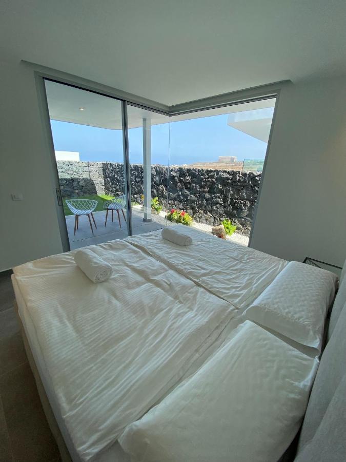 Rocavista - Villa With Heated Rooftop Pool And Amazing Ocean View Costa Adeje  Extérieur photo